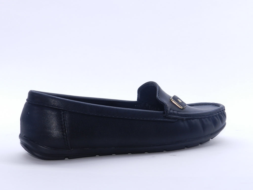 Women's Faux Leather Slip-On Flat — Black