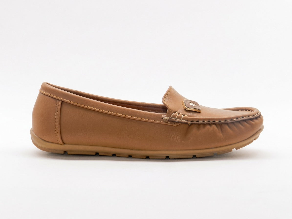 Women's Faux Leather Slip-On Flat — Tan​