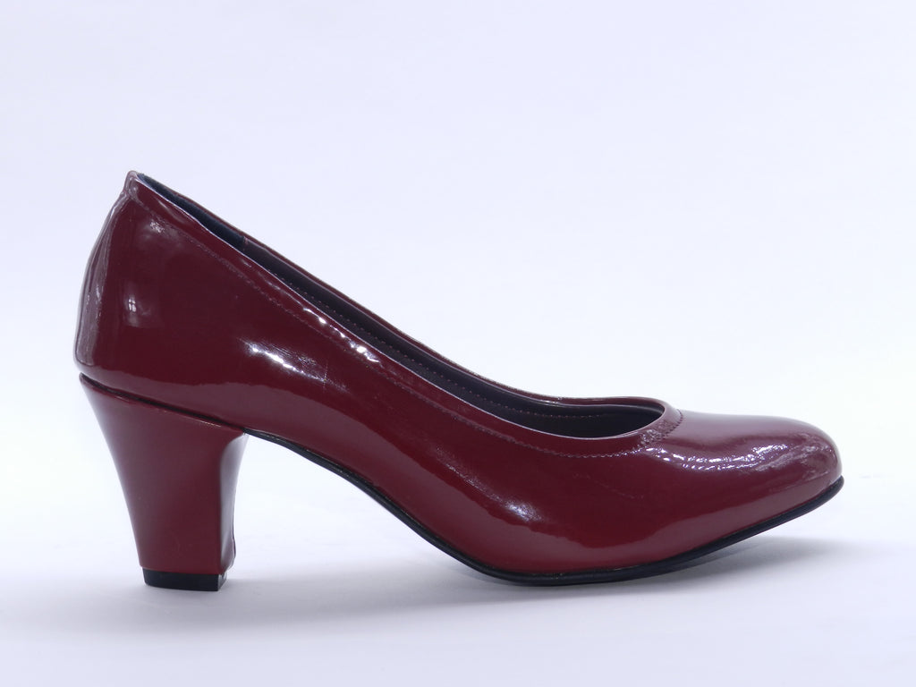Women's Faux Leather Slip-On Pumps — Patent Burgundy