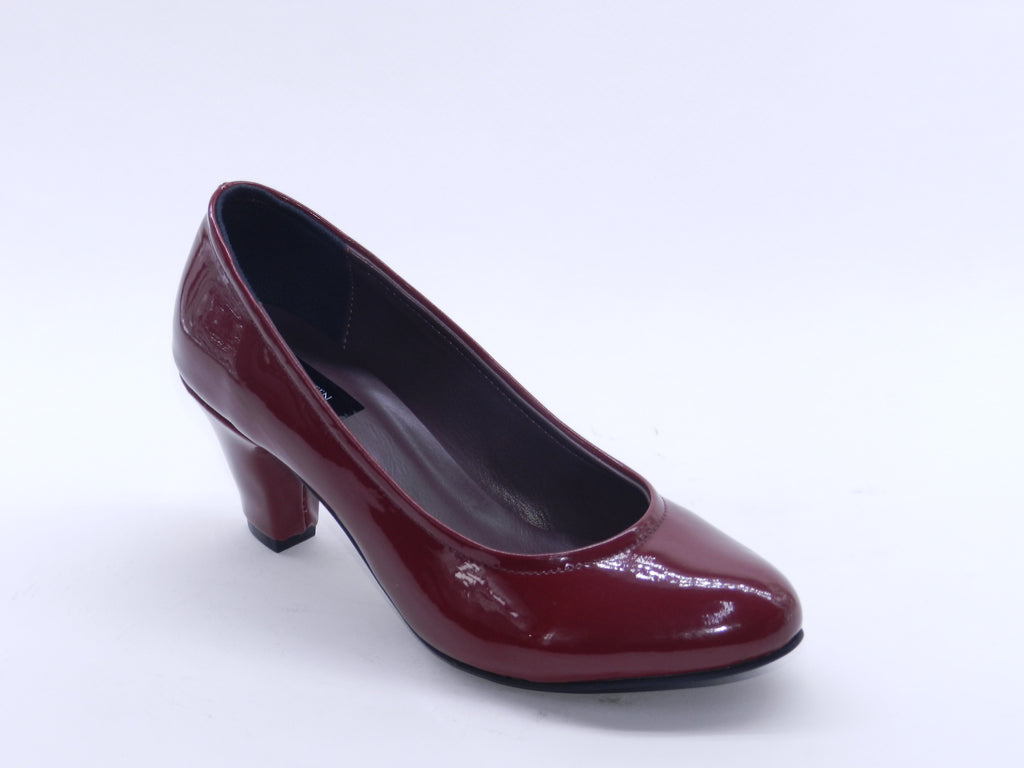 Women's Faux Leather Slip-On Pumps — Patent Coffee