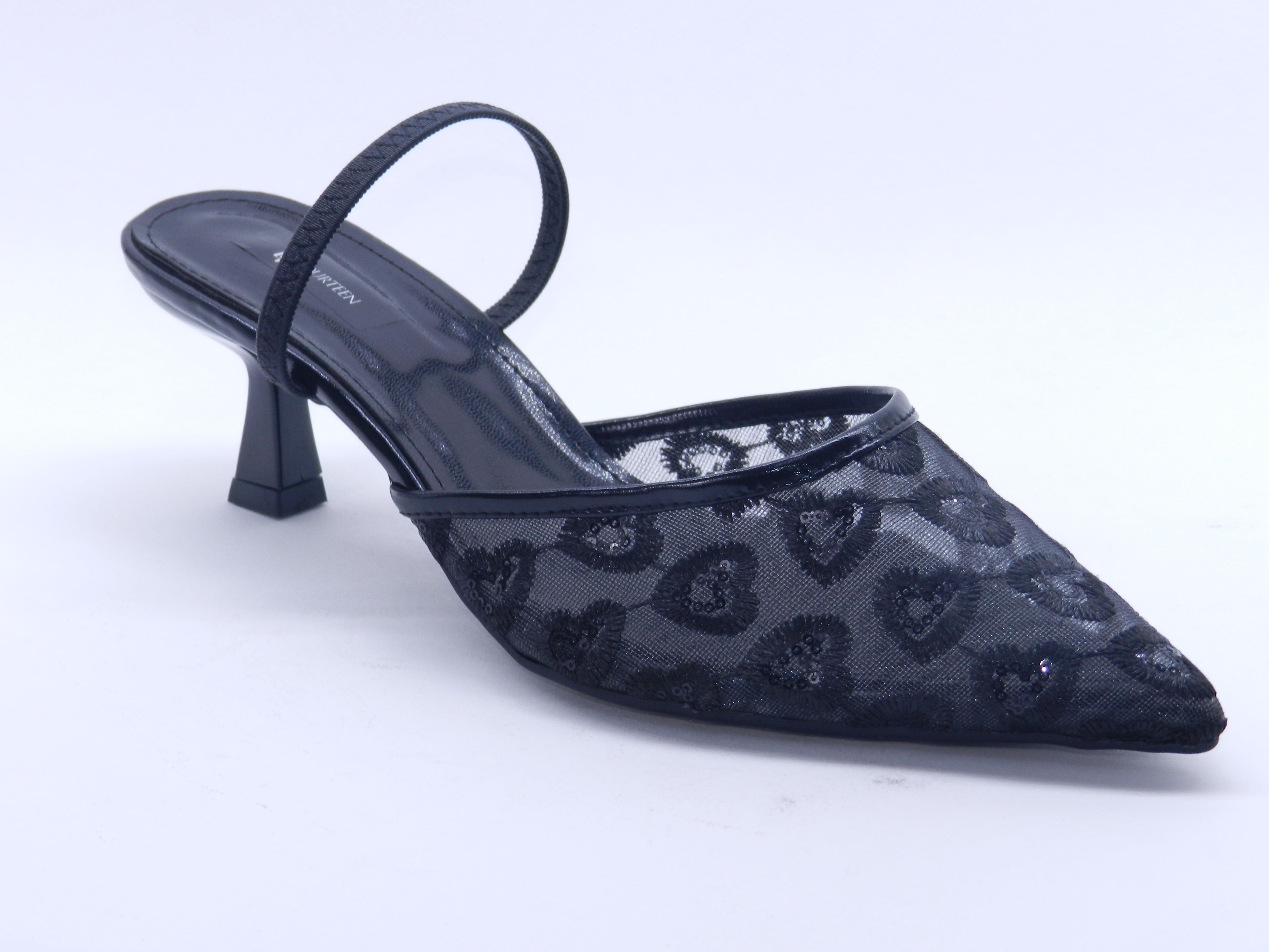 Women's Embroidered Mesh Pointed Toe Slingback Sabot — Black