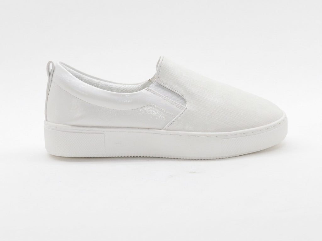 Women's Synthetic Slip-On Sneaker — White​