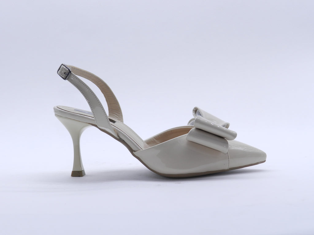 Women's Patent Slingback Bow Sabot — Patent Beige