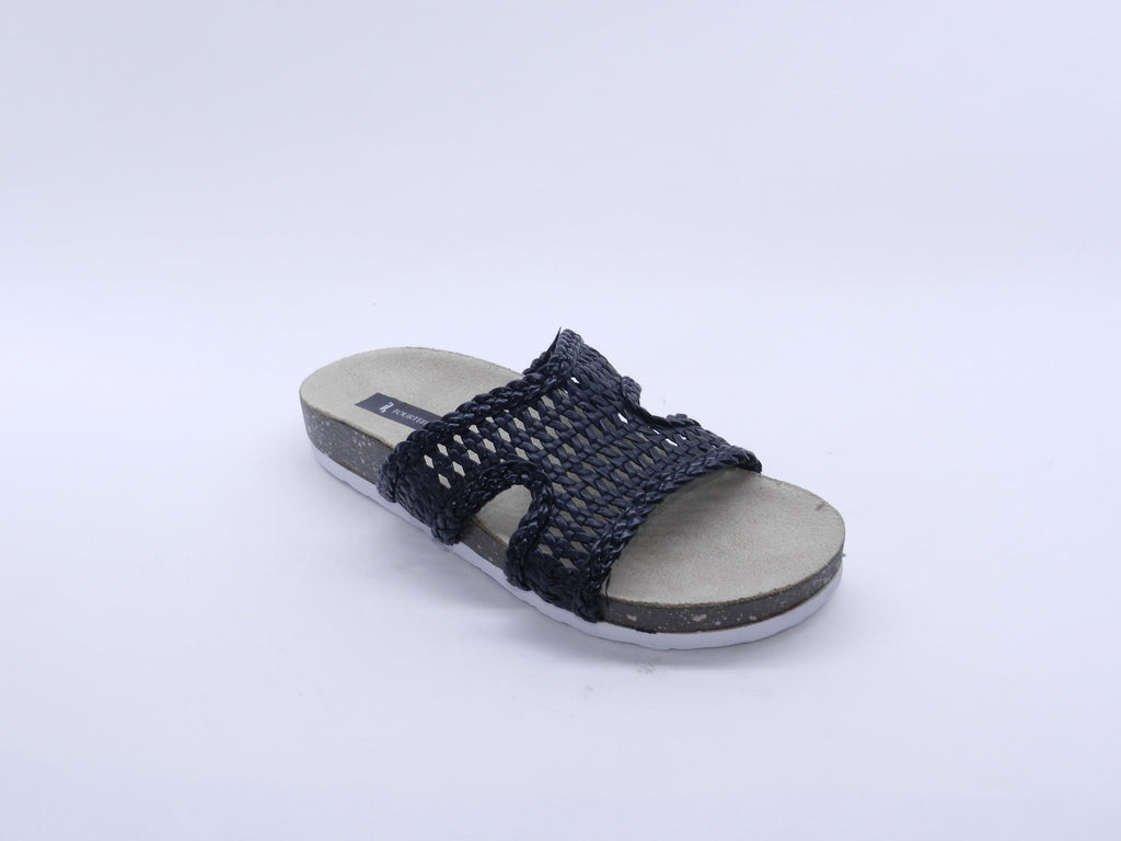 Women's Woven Flat Slippers — Black