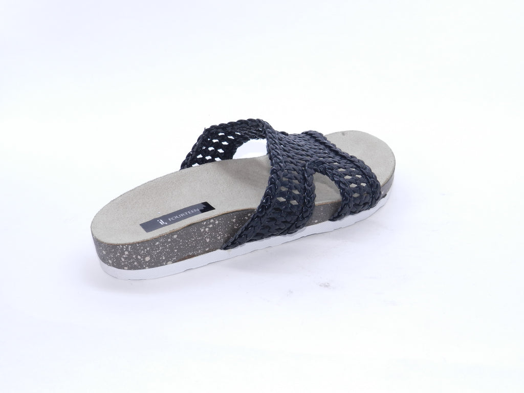 Women's Woven Flat Slippers — Black