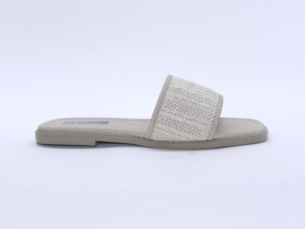 Women's Woven Flat Slipper — Beige