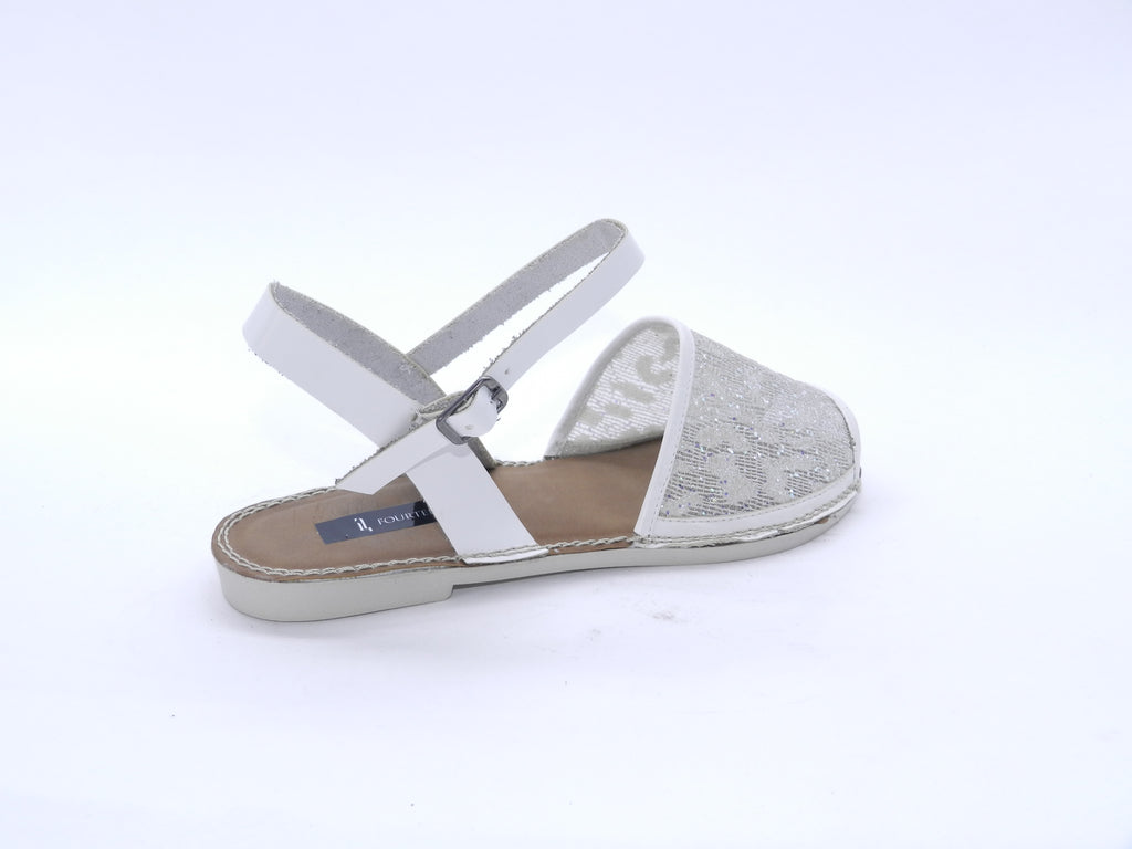 Women's Patterned Flat Sandal — White