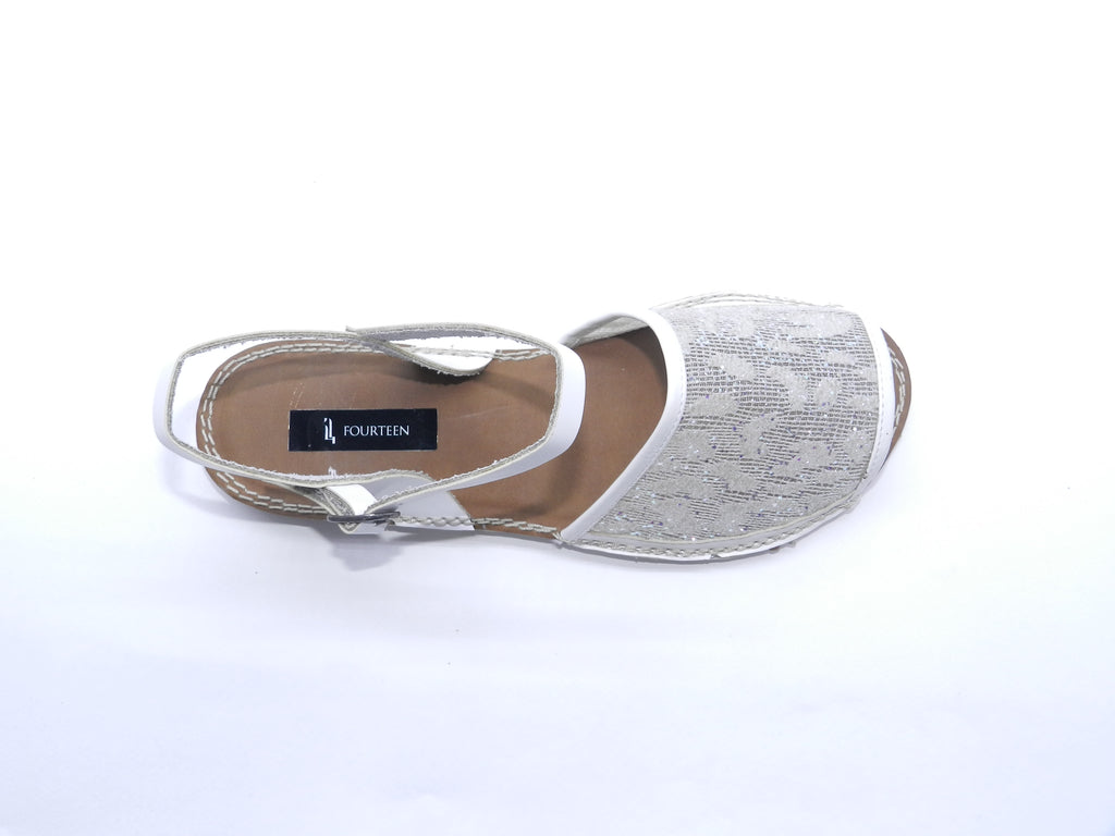Women's Patterned Flat Sandal — White