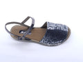 Women's Textured Flat Sandal — Black/Grey
