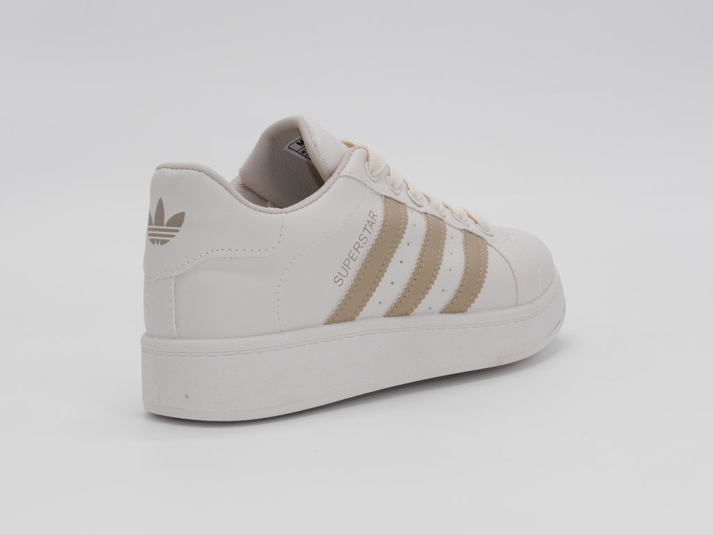 Women's Faux Leather Low-Top Sneaker — Beige