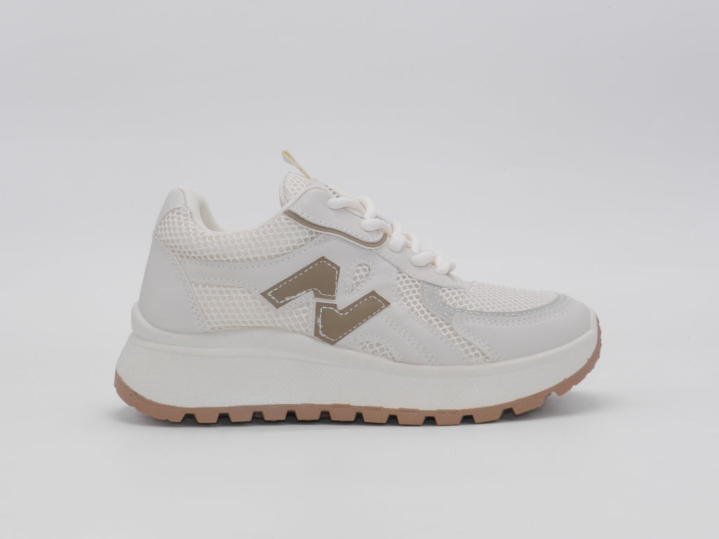 Women's Mesh Lace-Up Sneakers — Beige