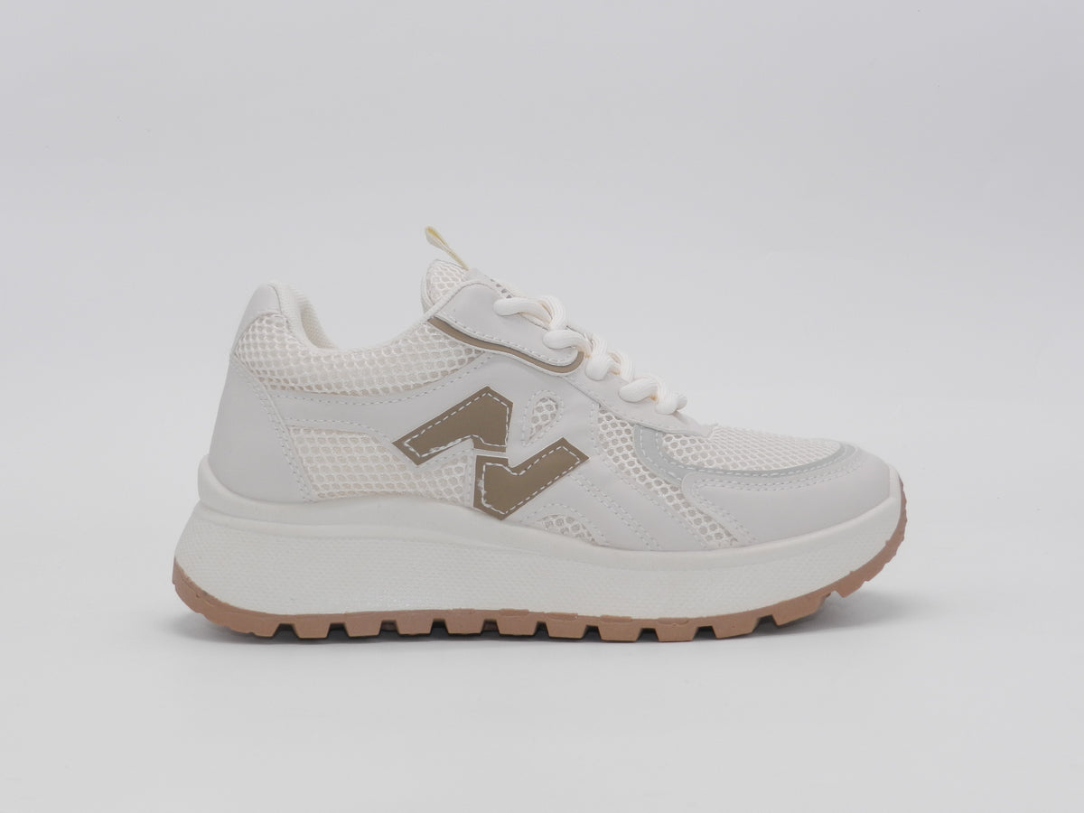 Women's Mesh Lace-Up Sneakers — Beige