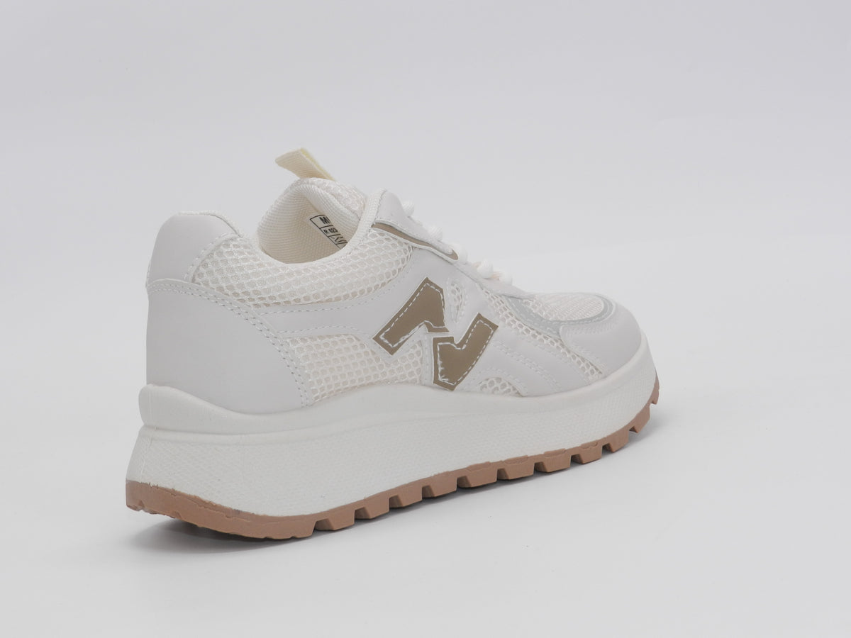Women's Mesh Lace-Up Sneakers — Beige