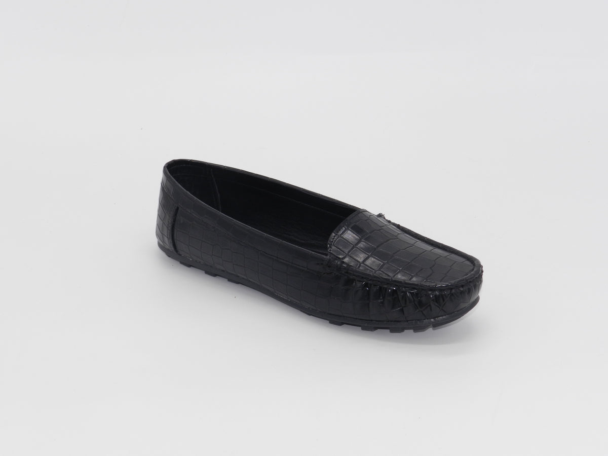 Women's Croc-Embossed Slip-On Loafer Flat — Black