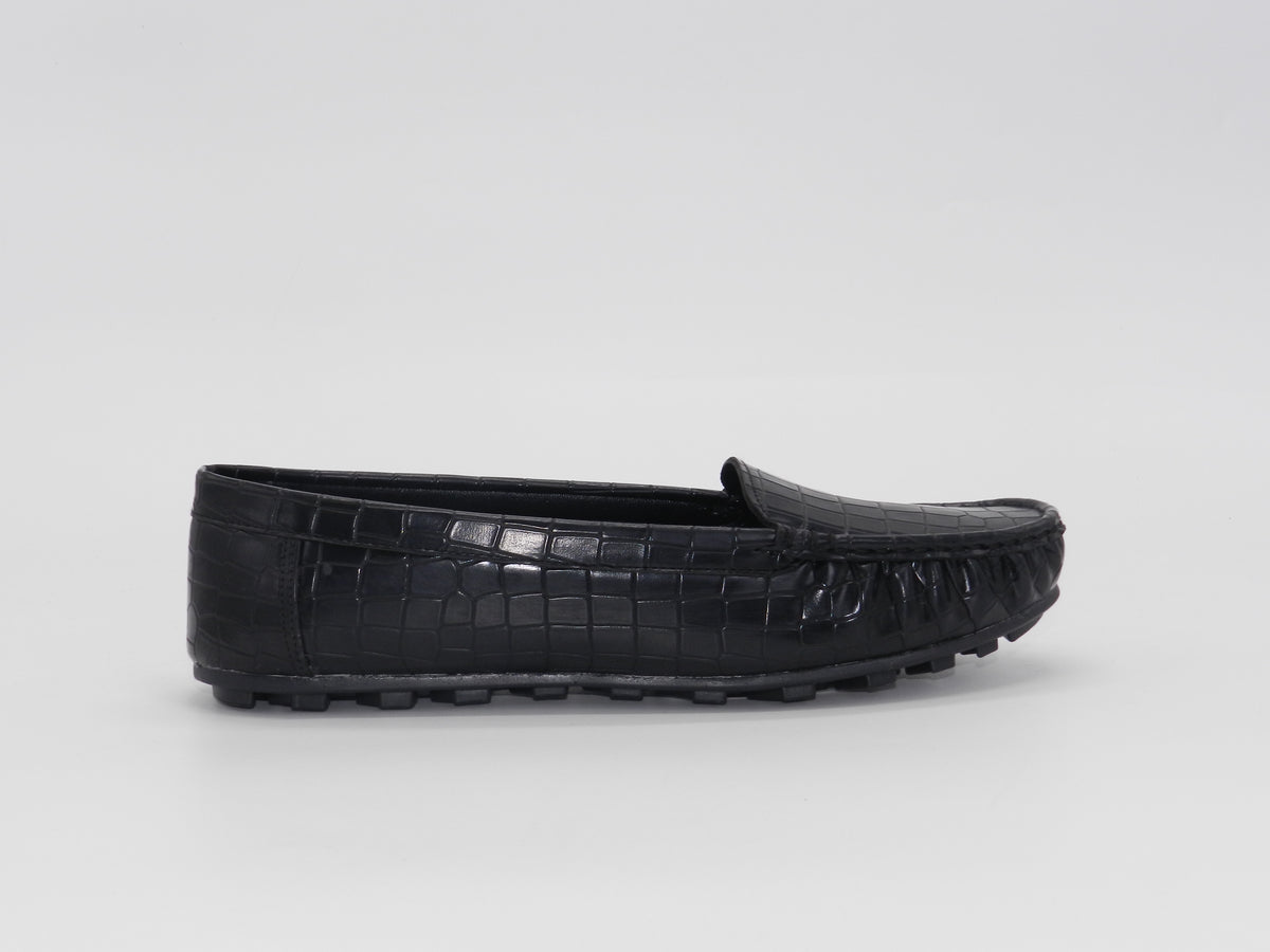 Women's Croc-Embossed Slip-On Loafer Flat — Black