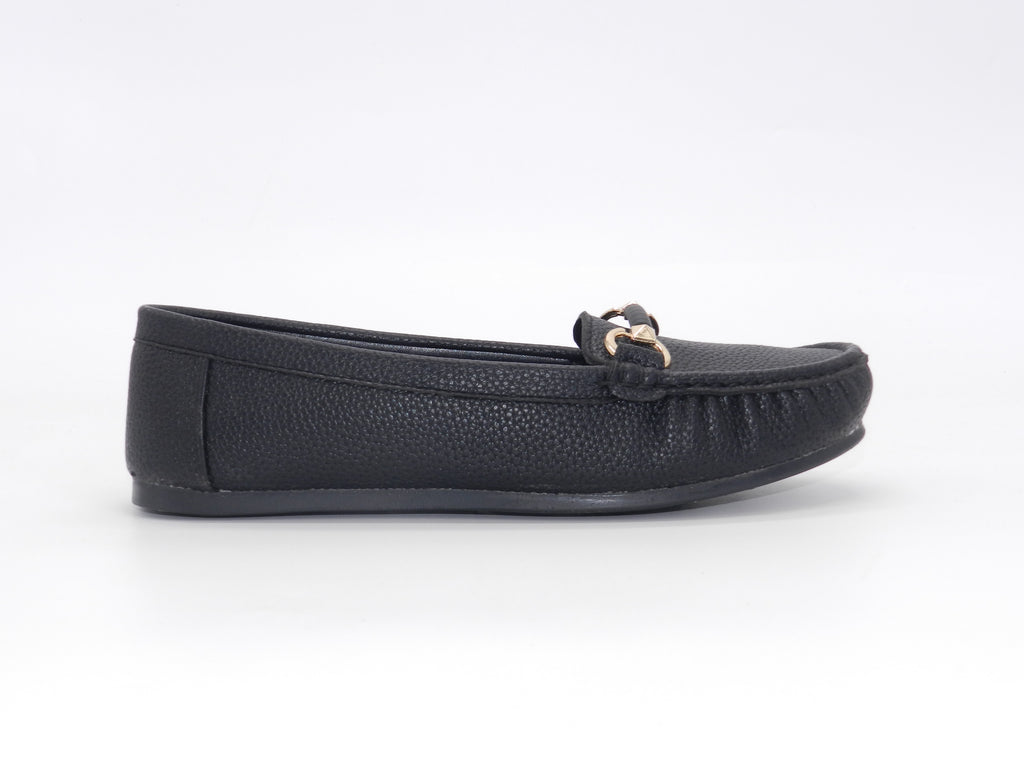 Women's Textured Slip-On Flat — Black