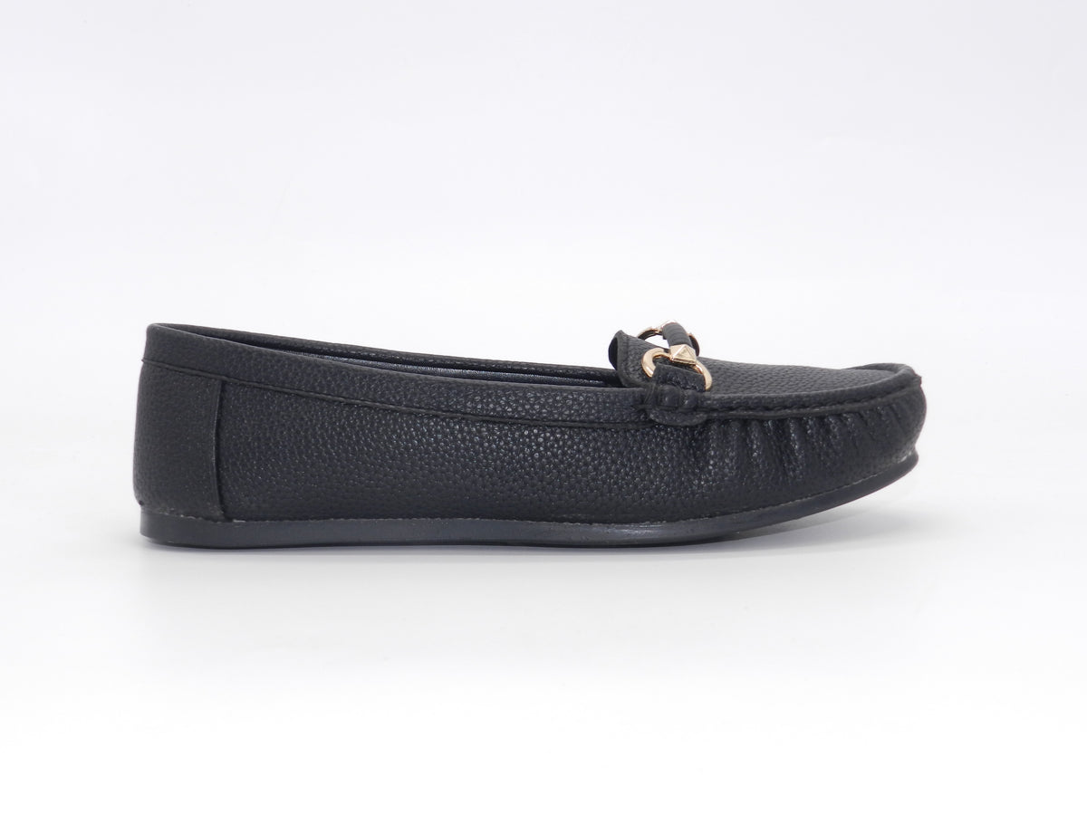 Women's Textured Slip-On Flat — Black