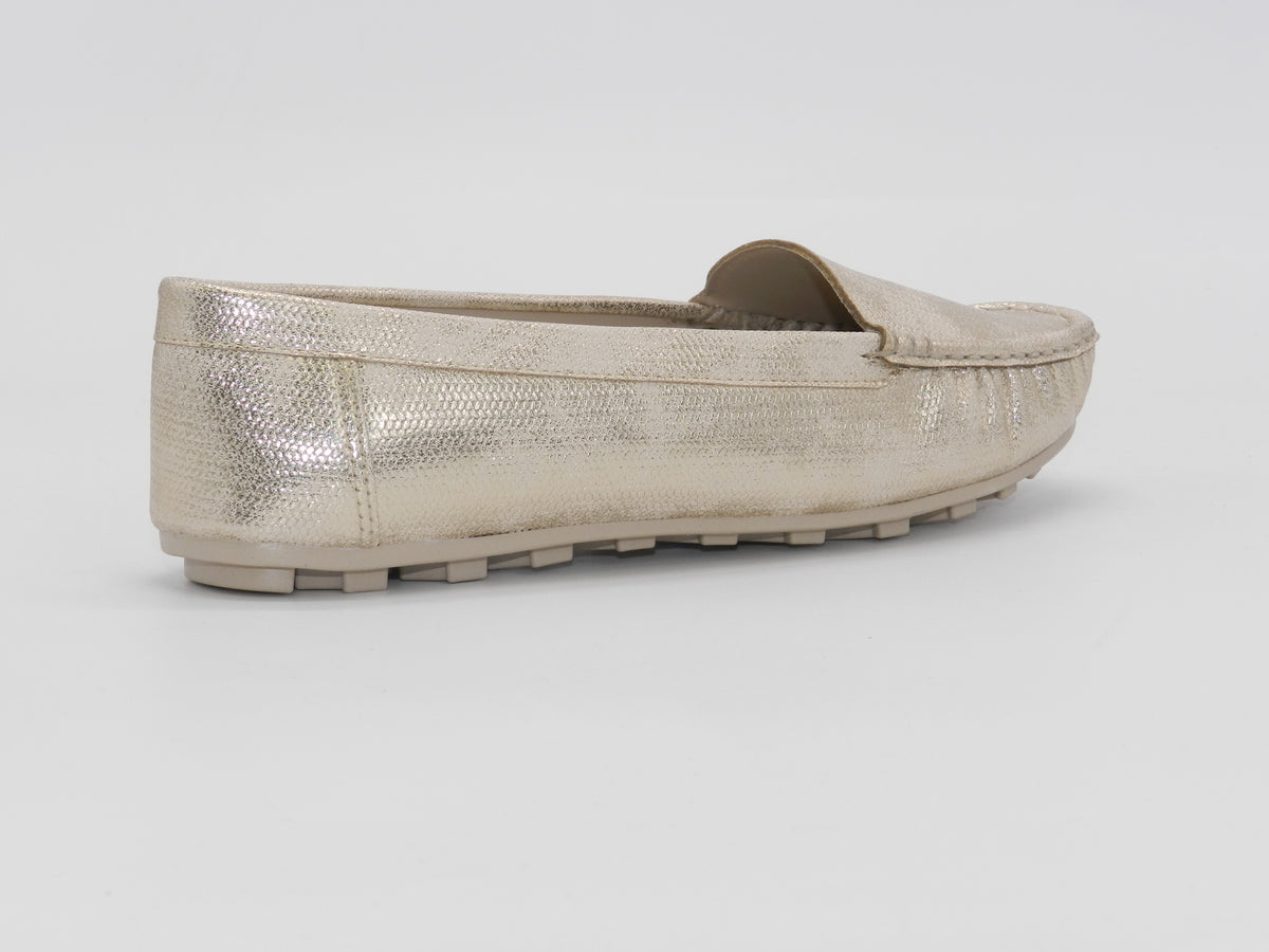 Women's Textured Flat Loafer — Gold