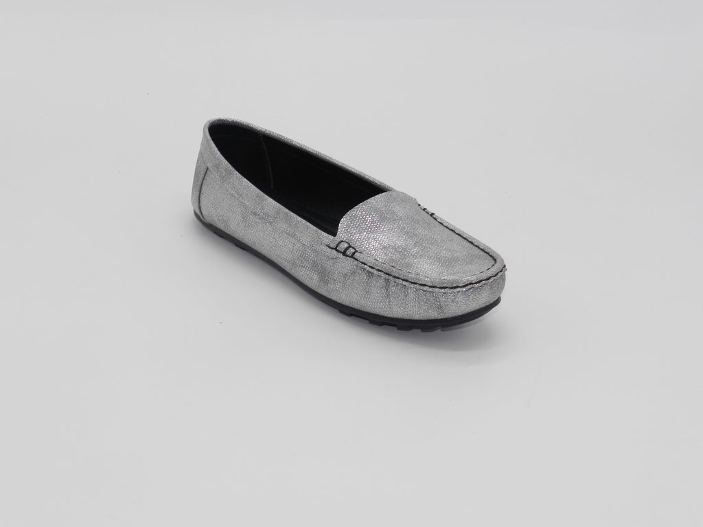 Women's Textured Flat Loafer — Grey