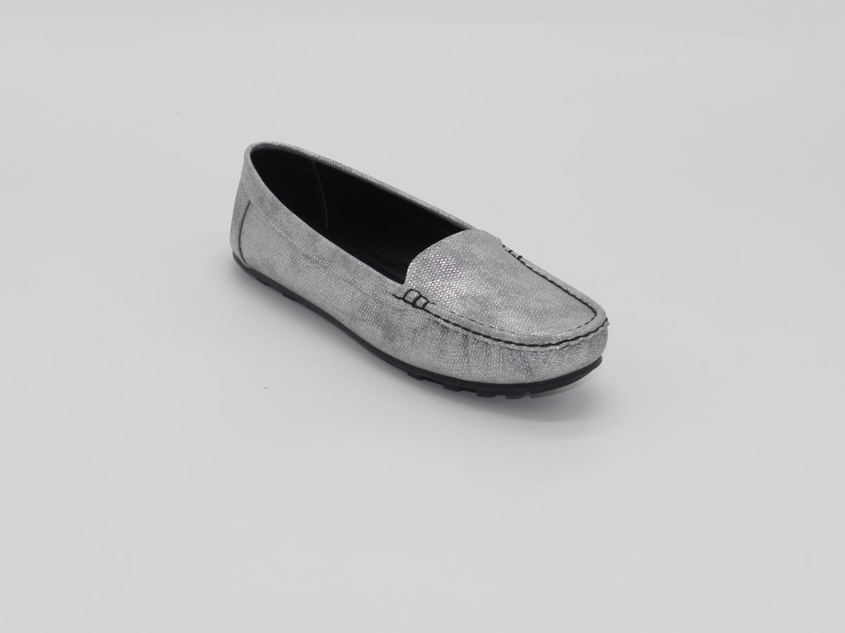 Women's Textured Flat Loafer — Grey