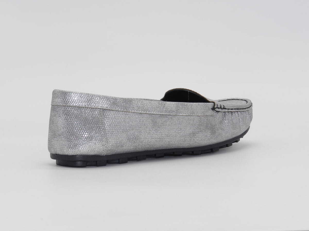 Women's Textured Flat Loafer — Grey