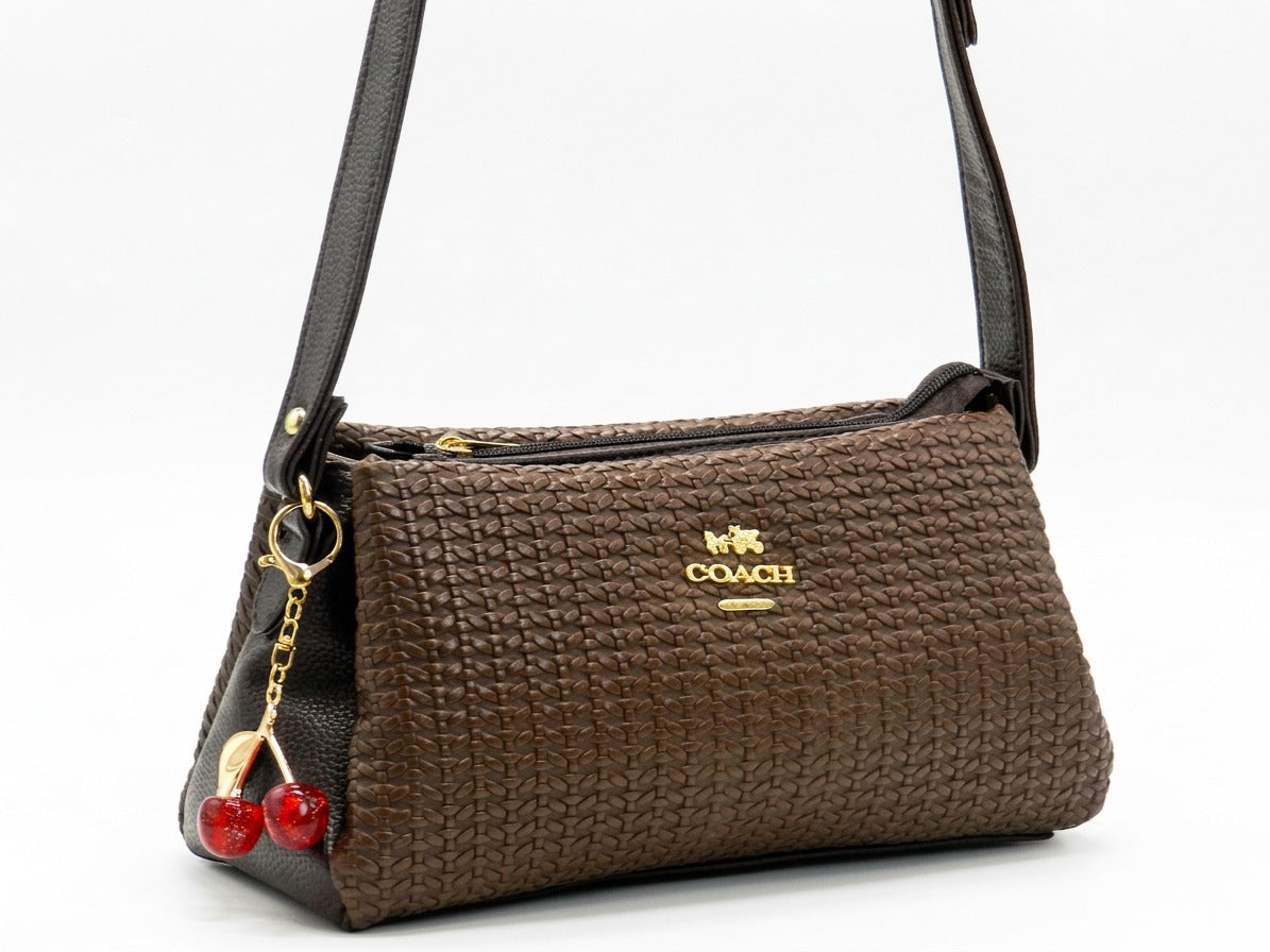Women's Textured Shoulder Bag — Brown​