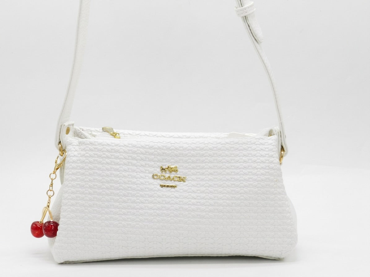 Women's Textured Shoulder Bag — White​