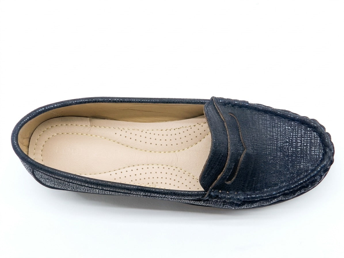 Women's Textured Wedge Loafer — Gold​