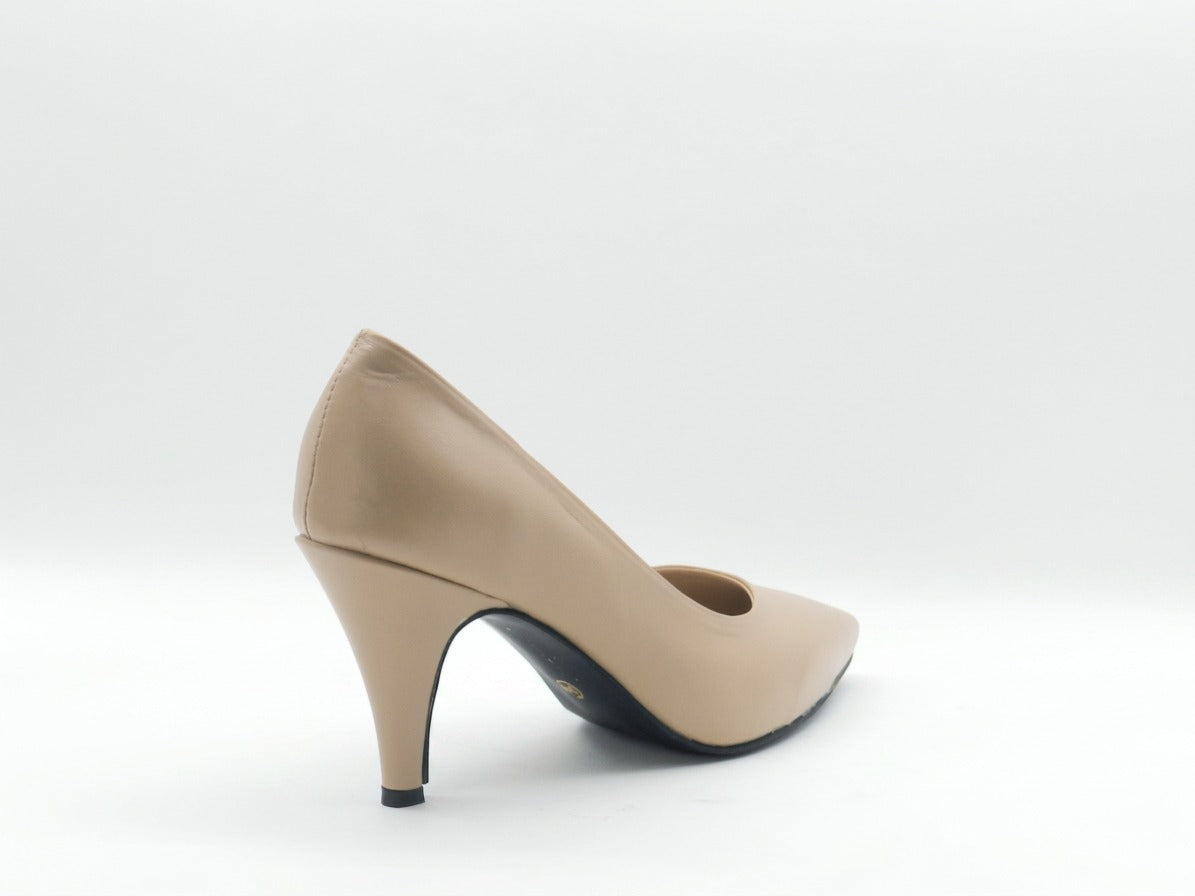 Women's Faux Leather Slip-On Pump — Coffee​