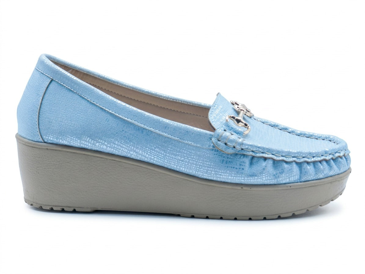 Women's Textured Wedge Loafer — Silver​