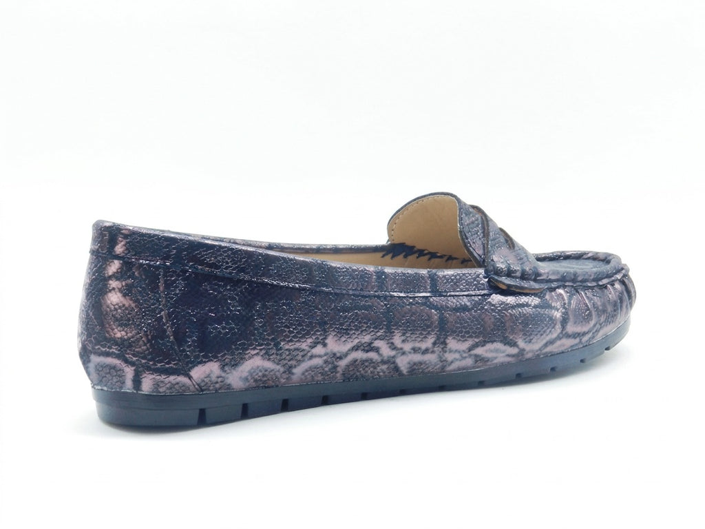 Women's Textured Faux Leather Slip-On Loafer — Lizard Gunmetal​