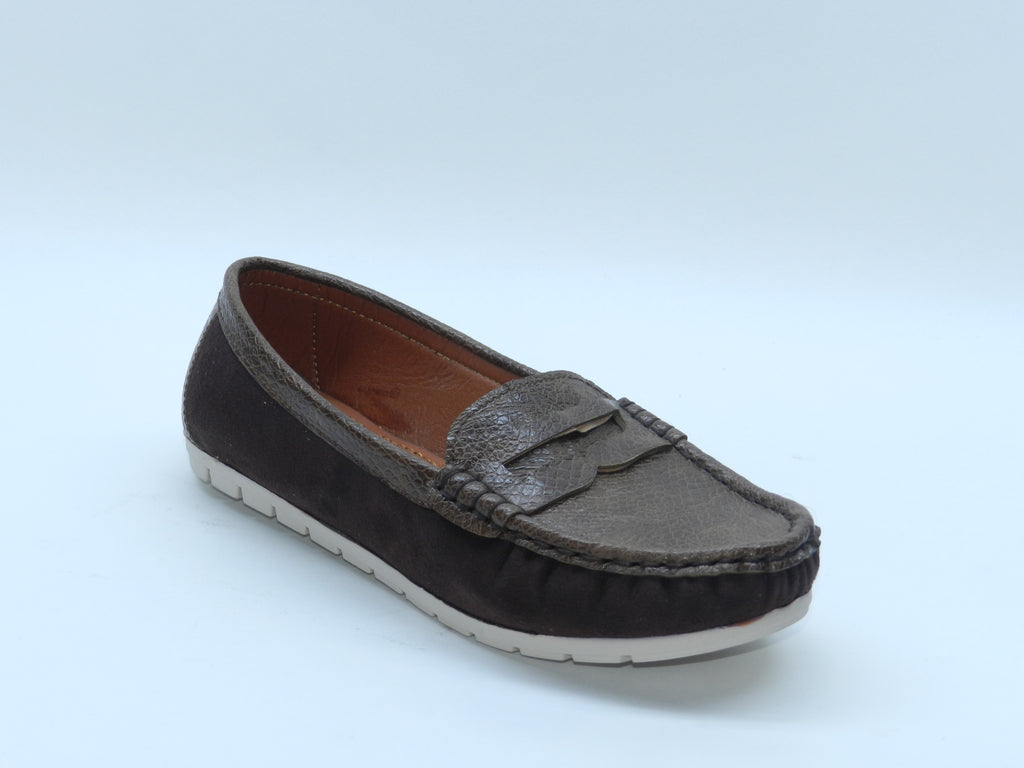 Women's Faux Suede Slip-On Loafer Flat — Black