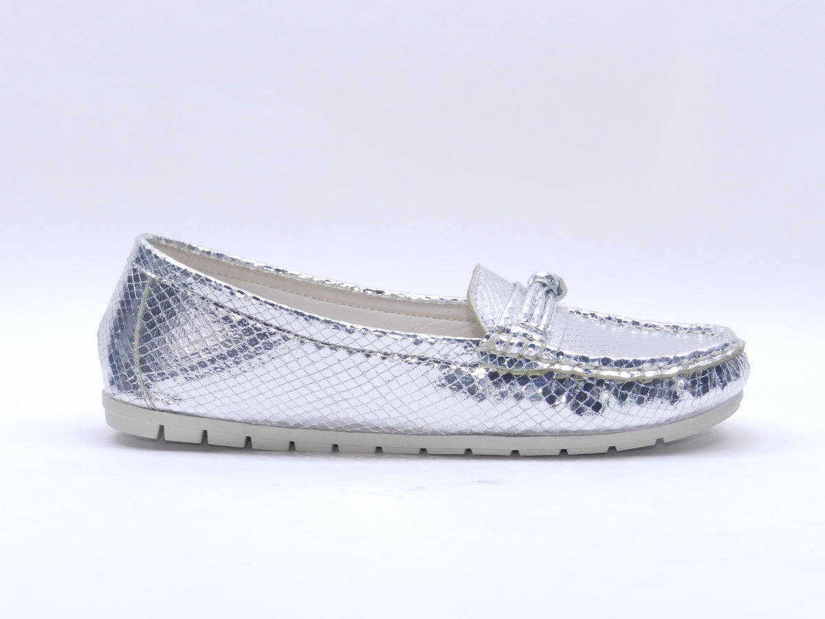 Women's Snake-Embossed Slip-On Flat — Lizard Silver