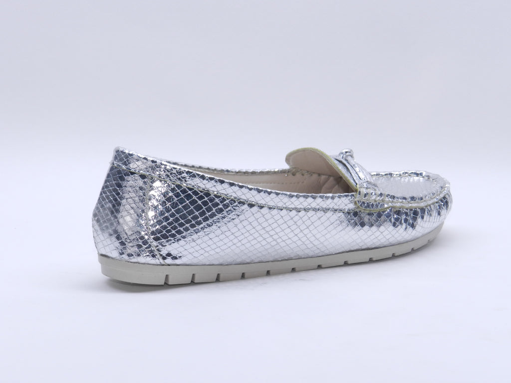 Women's Snake-Embossed Slip-On Flat — Lizard Silver