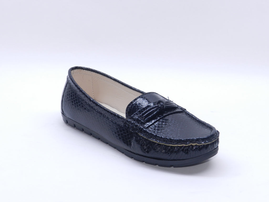 Women's Snake-Embossed Slip-On Flat — Lizard Black