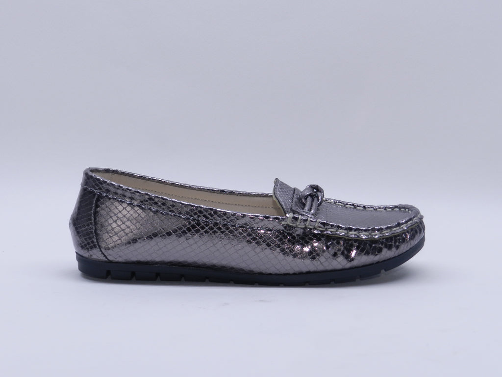 Women's Snake-Embossed Slip-On Flat — Lizard Gunmetal