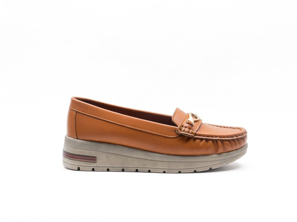 Women's Faux Leather Platform Loafer — Khaki​
