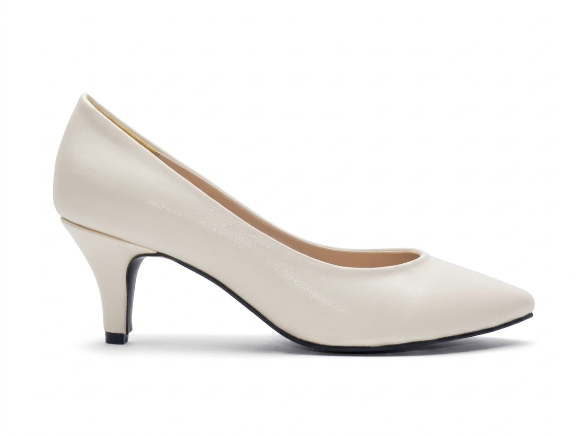 Women's Faux Leather Slip-On Court Shoe — Beige​