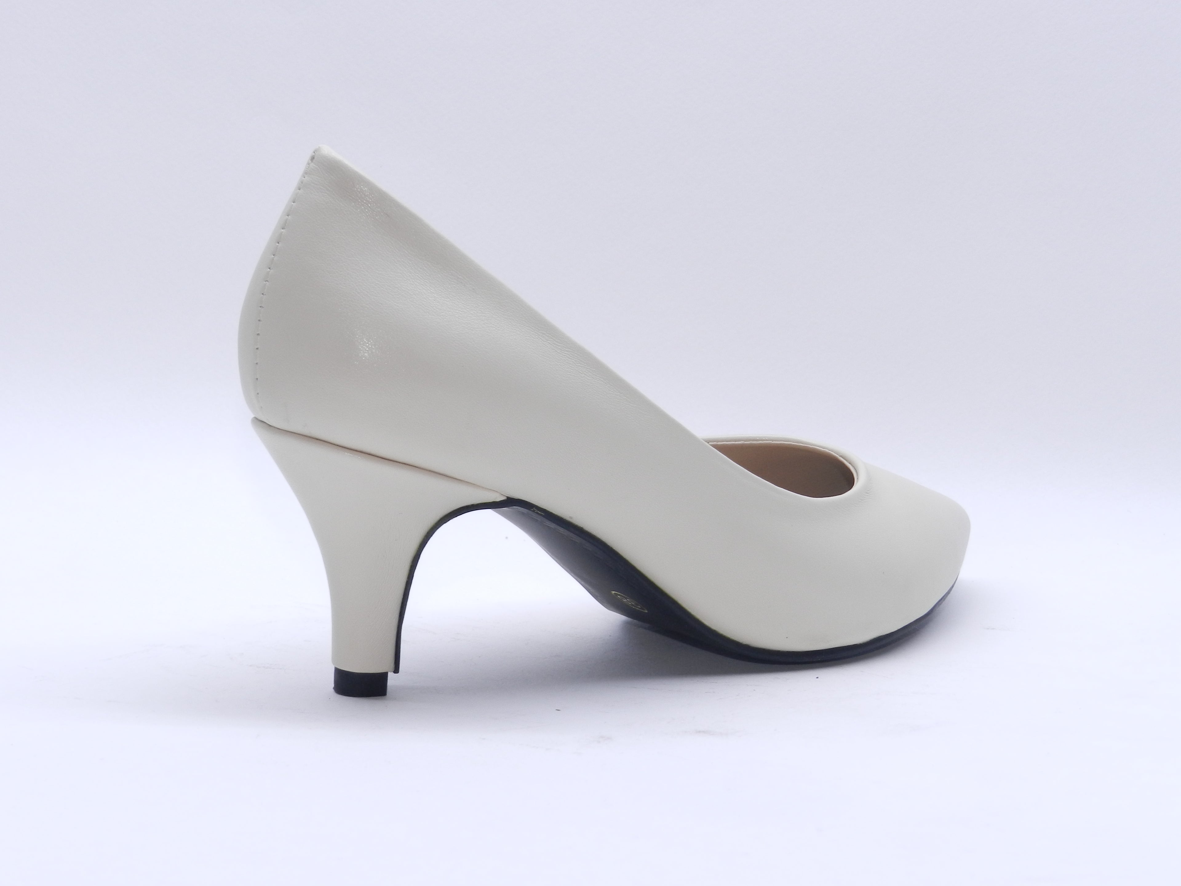 Women's Faux Leather Slip-On Court Shoe — Beige