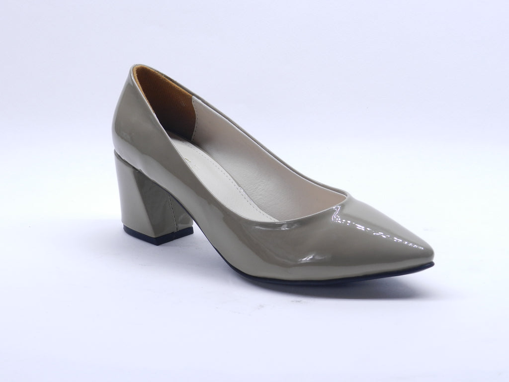 Women's Faux Leather Pointed Toe Block Heel Pump — Patent Black