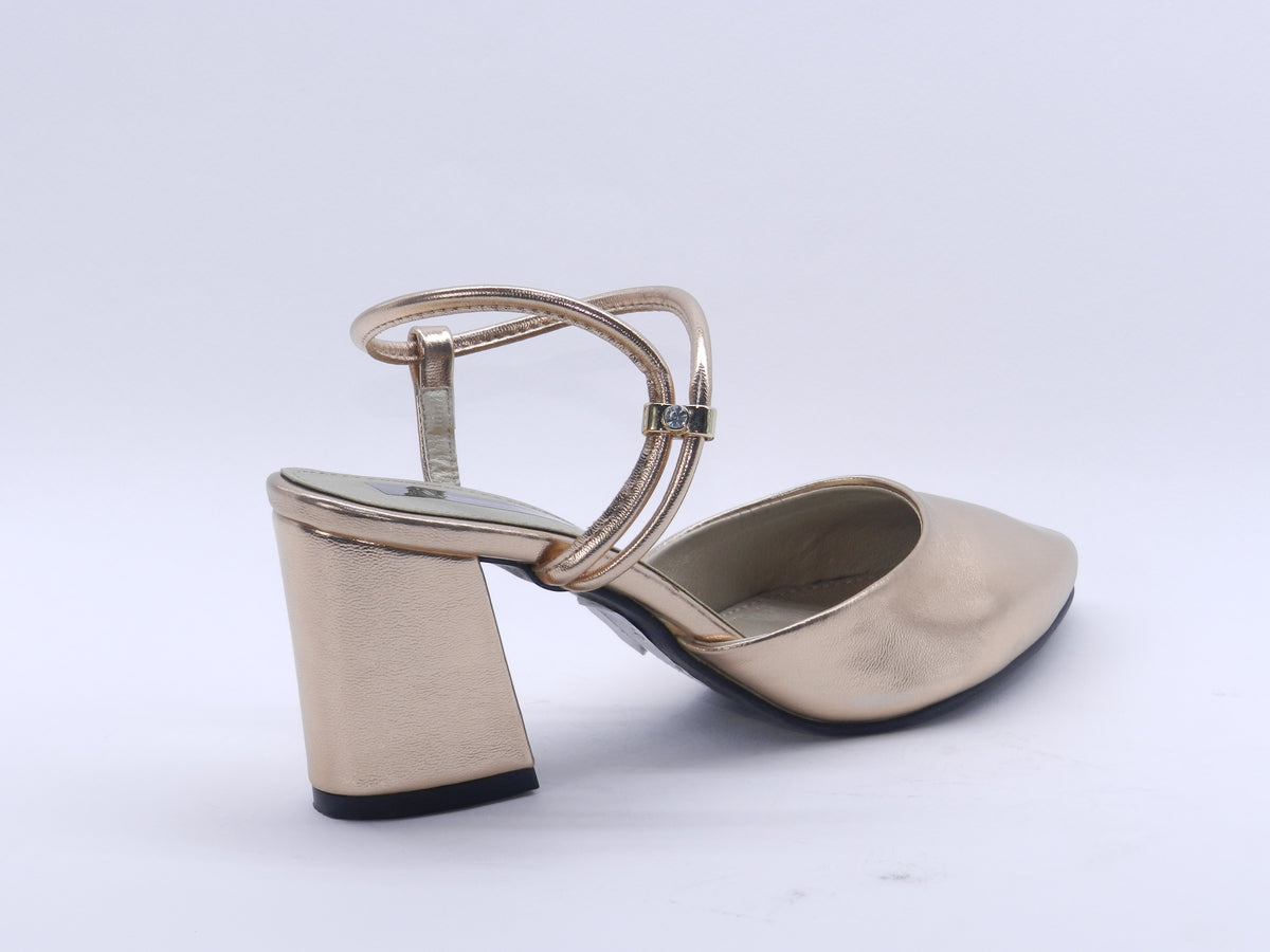 Women's Synthetic Pointed Toe Sabot — Gold