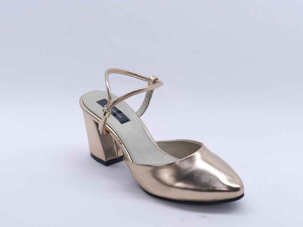 Women's Synthetic Pointed Toe Sabot — Black