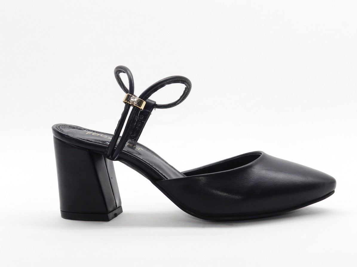 Women's Synthetic Pointed Toe Sabot — Black​